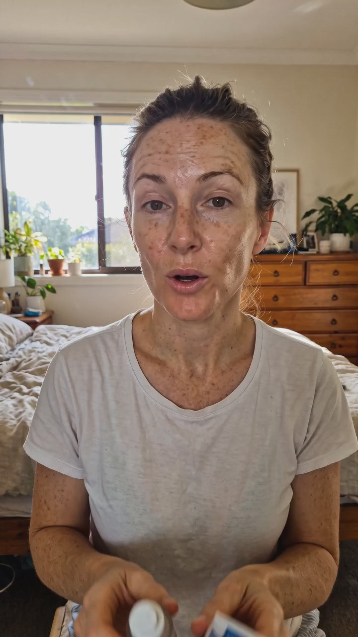 VITARAN Day and Night Duo customer video applying the serum and cream routine