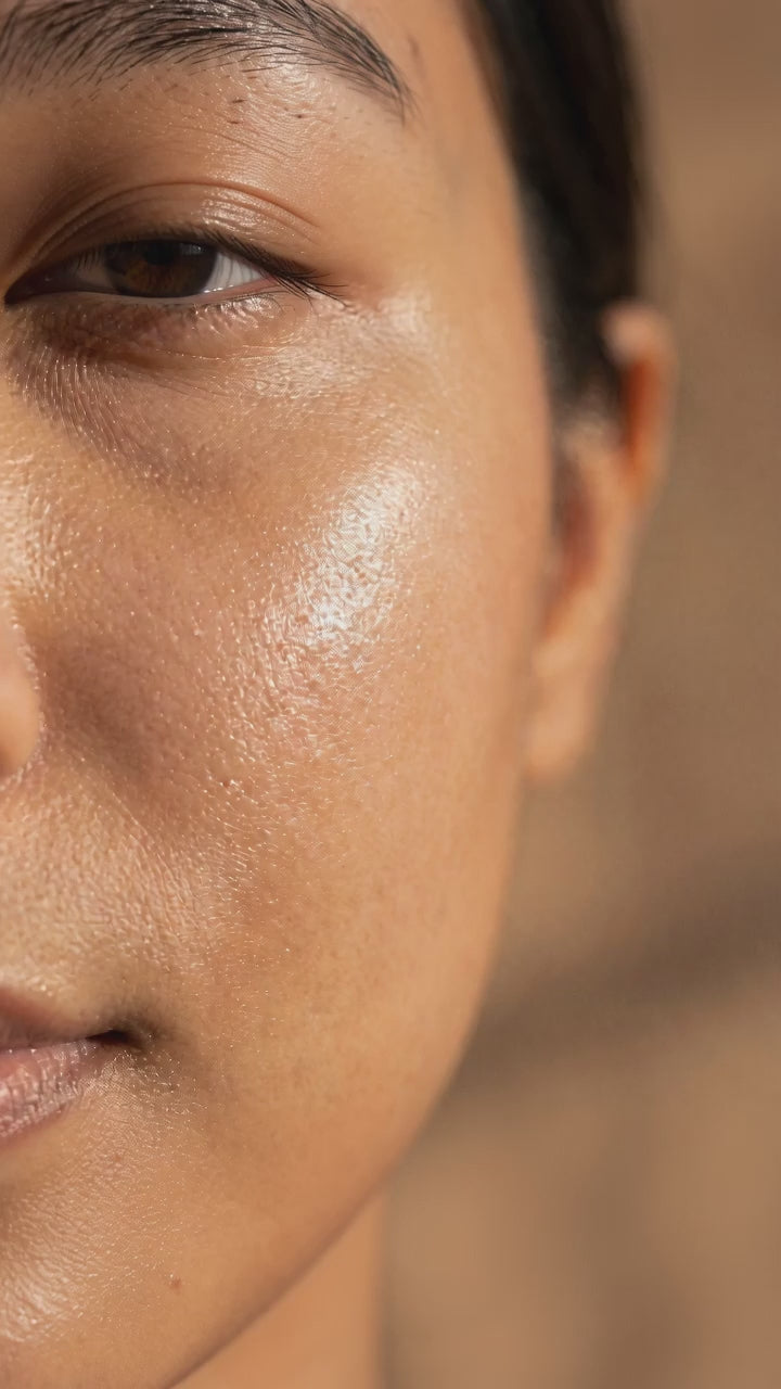 Load video: Cell to Derm Urea 10 Return Cream b roll showing its rich texture and dewy glow