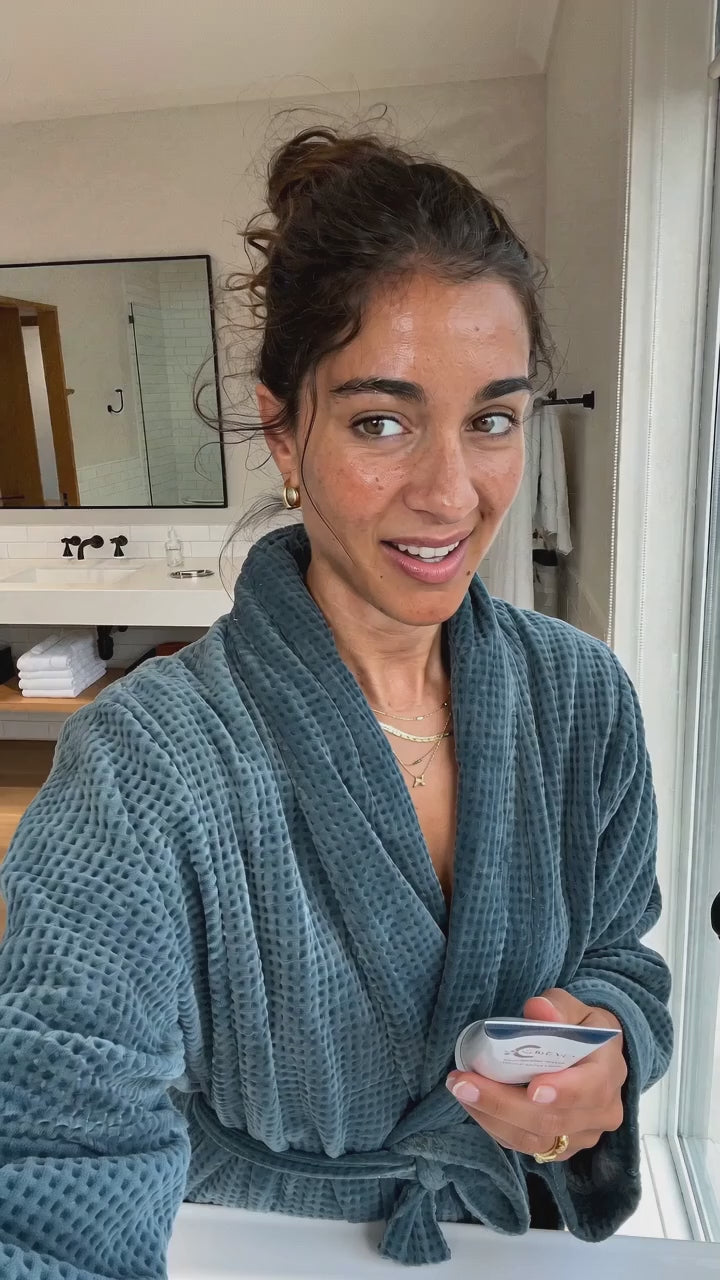 Load video: Customer smoothing the rejuvenating cream from the Salmon DNA PDRN 3 Step Set onto her face